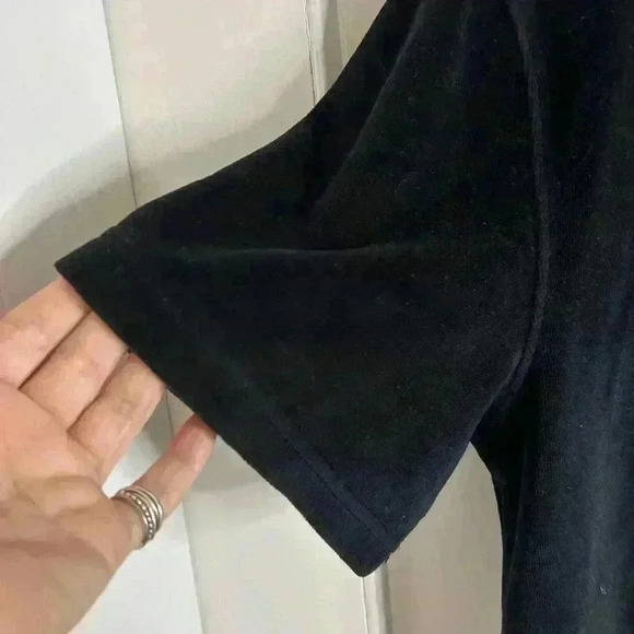 Men’s Elwood Faux Velvet Short Sleeved Shirt Size  Medium - Picture 3 of 7